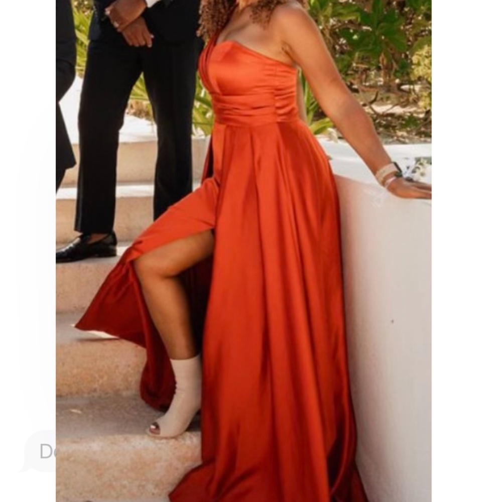 Women’s formal dress Size 8